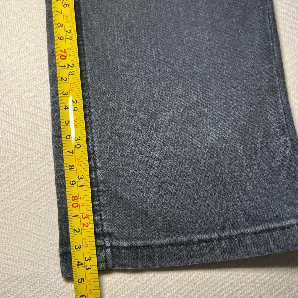Barbell Apparel Slim Fit Athletic Jeans Faded Black Size 32x33 Stretch Denim